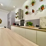 דירה Spacious In The Center- Main Square 300m