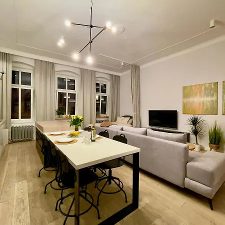 Spacious In The Center- Main Square 300m * Breslavia